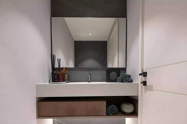 Beverly Boulevard - H M B Development Development - Image 9 of 14