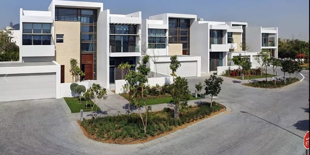 Mohammed Bin Rashid Al Maktoum City , District One Phase III  , A Villas - District One Development - Image 2 of 6