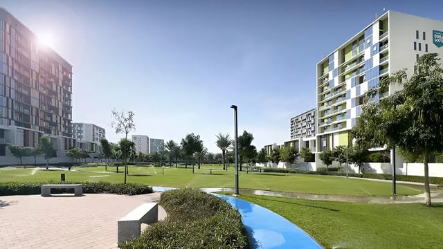 Beachfront Gates Phase 2 By Dubai South - Luxury Apartment in Dubai, Dubai South (Dubai World Central), Beachfront Gates 2 by Dubai South